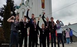 Победа  в соревнованиях в традиционных русских видах спорта