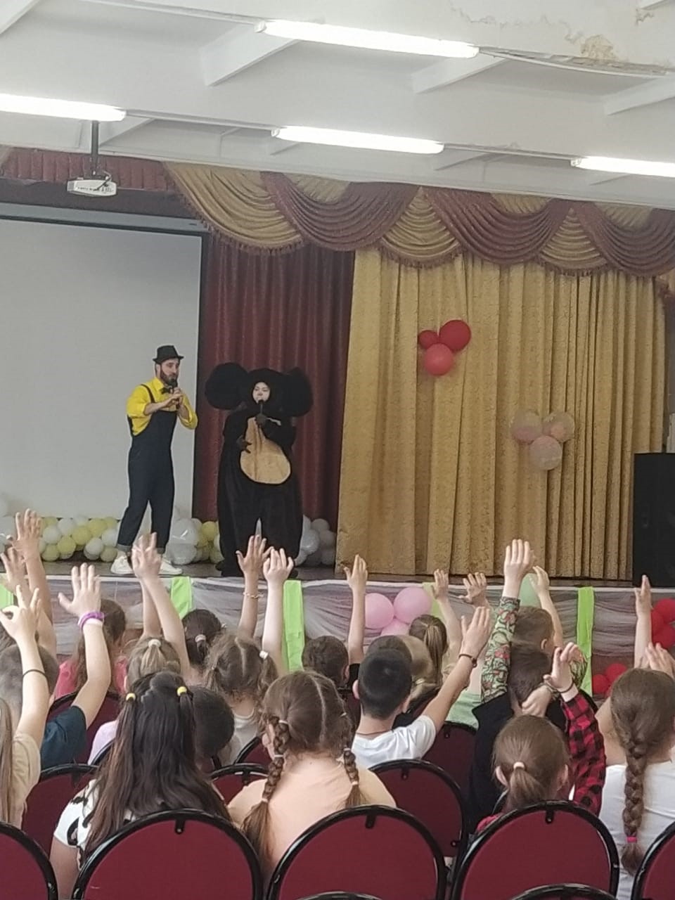 Открытие пришкольного летнего оздоровительного лагеря "Одуванчик"